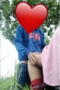 Bokep Indo – Sensasi Ngewe Ukhti Jilbab di Semak-semak