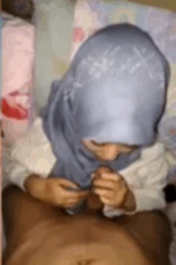 Bokep Indo – Genjot Memek Cewek Jilbab Cantik