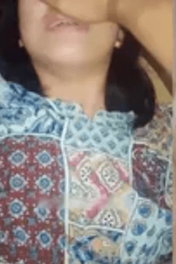 Bokep Indo -Ngewe Tante Yang Habis Main Sama Suaminya